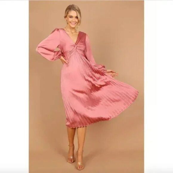 Petal & Pup Dresses & Skirts - Petal & Pup Noelle Pink Twist Front Pleated Long Sleeve Midi Dress M